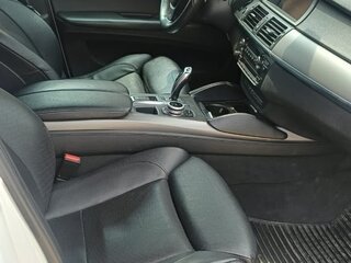 2010 BMW X5 M I (E70), белый, 2300000 рублей, вид 3
