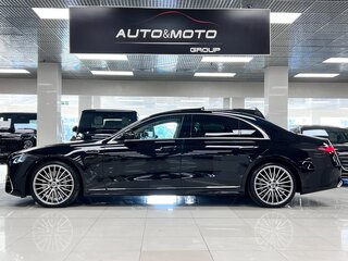 2026 Mercedes-Benz S-Класс 580 Long 4MATIC VII (W223) Рестайлинг, чёрный, 31499000 рублей, вид 4