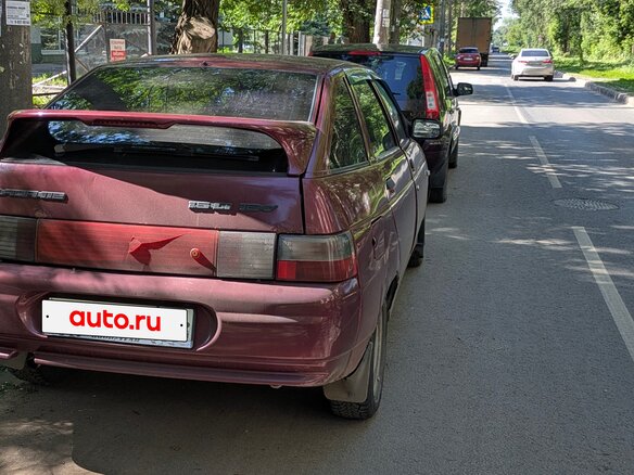 2005 Lada (ВАЗ) 2112, красный, 120000 рублей - вид 4