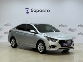 2018 Hyundai Solaris II, серебристый, 1450000 рублей, вид 3