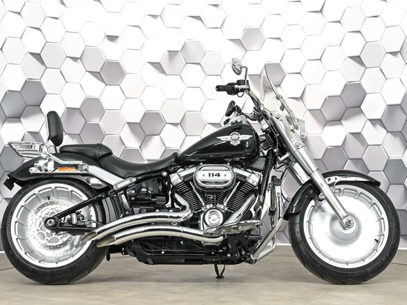 2019 Harley-Davidson Fat Boy, чёрный, 1799000 рублей - вид 2