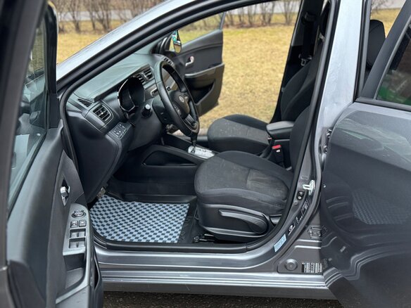 2012 Kia Rio 4-speed III, серый, 647000 рублей - вид 7