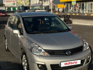 2011 Nissan Tiida I Рестайлинг, серебристый, 815000 рублей, вид 1