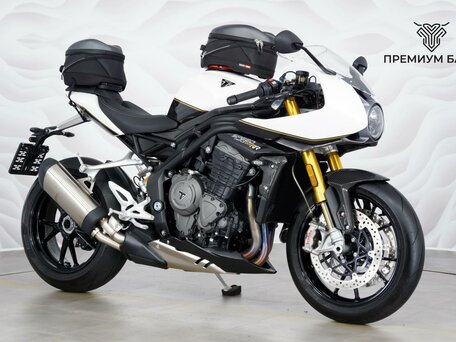 2022 Triumph Speed Triple, белый, 1549000 рублей, вид 5