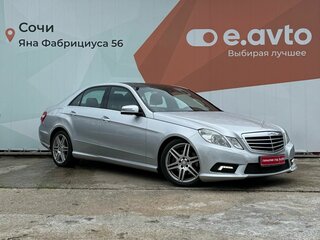 2011 Mercedes-Benz E-Класс 300 IV (W212, S212, C207), серебристый, 1900000 рублей, вид 3