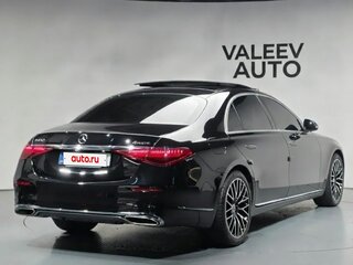 2025 Mercedes-Benz S-Класс 450 Long 4MATIC VII (W223), чёрный, 13000000 рублей, вид 2