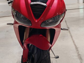 2010 Triumph Daytona 675, красный, 760000 рублей, вид 1