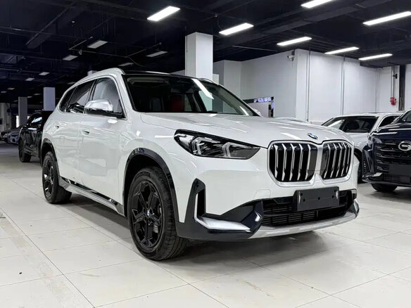 2023 BMW X1 Long 20Li sDrive III (U11/U12), белый, 2660888 рублей - вид 2