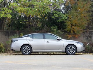 2026 Nissan Teana IV (L34), бежевый, 2900000 рублей, вид 4