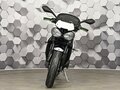 2018 Triumph Street Triple, белый, 577000 рублей - вид 4