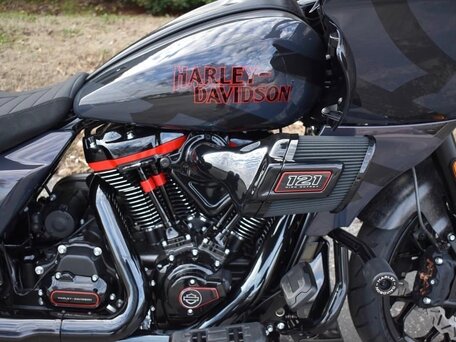 2026 Harley-Davidson CVO Road Glide ST, чёрный, 5399000 рублей, вид 4