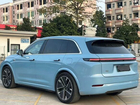2025 Li Auto (Lixiang) L7 52.3 kWh I Рестайлинг, голубой, 7770700 рублей - вид 4