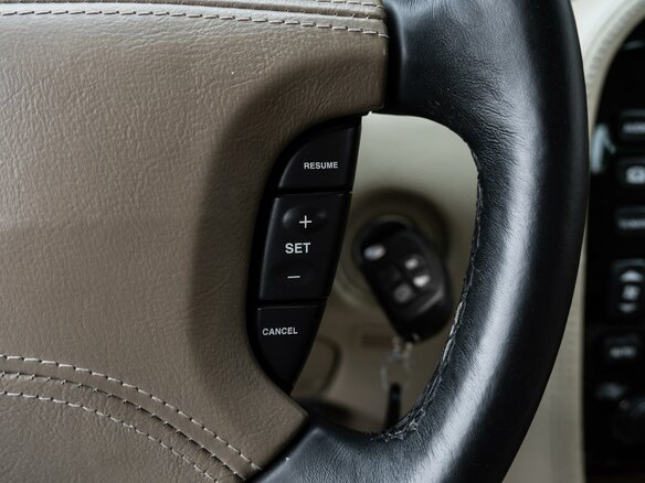 2003 Jaguar XJ III (X350/X358), чёрный, 2065000 рублей - вид 22