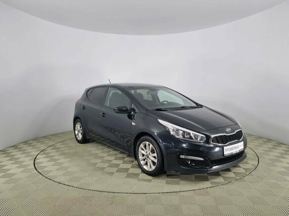 2016 Kia Ceed II Рестайлинг, чёрный - вид 2