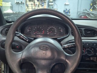 1997 Hyundai Lantra II, серебристый, 150000 рублей, вид 2