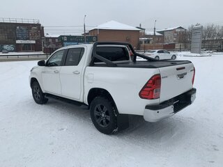 2021 Toyota Hilux VIII Рестайлинг 2, белый, 5200000 рублей, вид 2