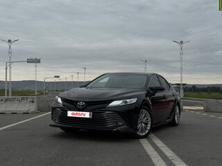 2018 Toyota Camry VIII (XV70), чёрный, 2280000 рублей, вид 3