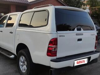 2013 Toyota Hilux VII Рестайлинг, белый, 1850000 рублей, вид 2