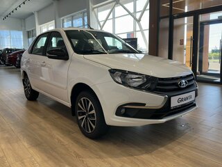 2026 Lada (ВАЗ) Granta I Рестайлинг, белый, 1290000 рублей, вид 2