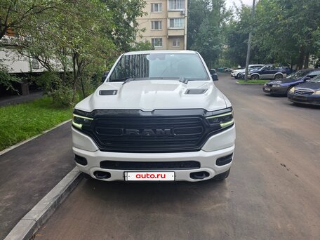 2022 Ram 1500 Crew Cab V, белый, 6550000 рублей, вид 2
