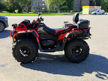 2017 BRP Can-Am Outlander X MR 1000R, красный, 1400000 рублей, вид 3