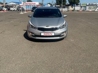2015 Kia Ceed II Рестайлинг, серебристый, 1320000 рублей, вид 1