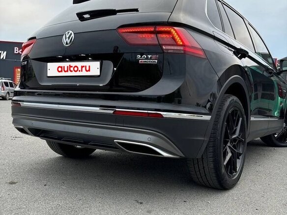 2017 Volkswagen Tiguan II, чёрный, 3440000 рублей - вид 21
