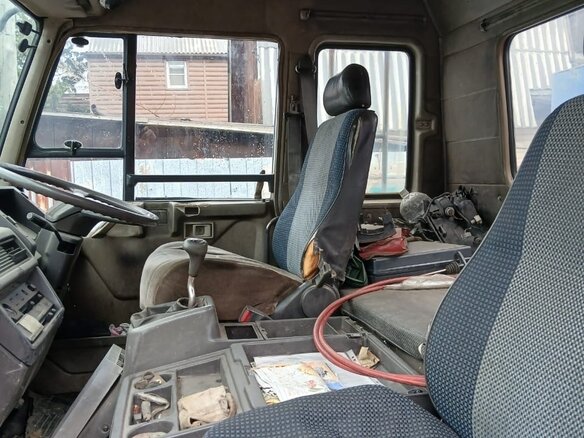 1991 Fuso (Mitsubishi) Fighter, синий, 3000000 рублей - вид 4
