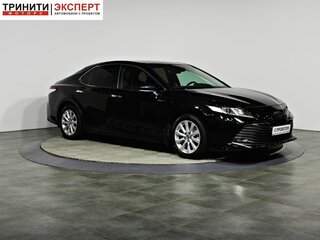2018 Toyota Camry VIII (XV70), чёрный, 2656000 рублей, вид 3