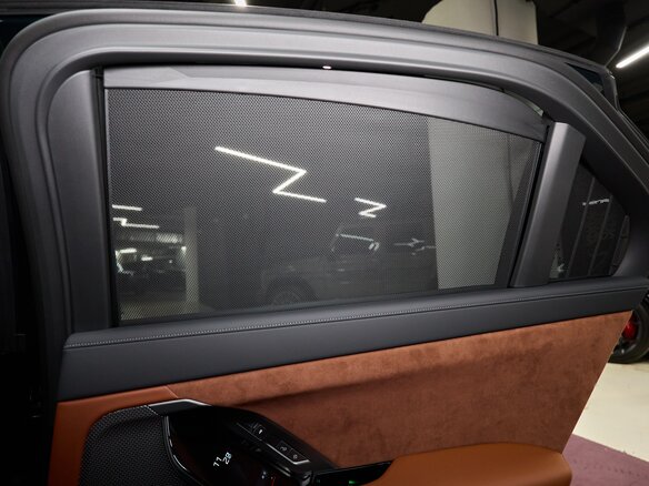 2026 BMW 7 серии 740 xDrive VII (G70) Рестайлинг, зелёный, 27790000 рублей - вид 32