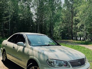 2004 Nissan Bluebird Sylphy I (G10), белый, 580000 рублей, вид 2