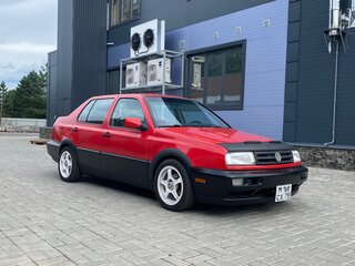 1995 Volkswagen Jetta III, красный, 520000 рублей, вид 1
