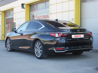 2020 Lexus ES 250 VII, чёрный, 3895000 рублей, вид 4