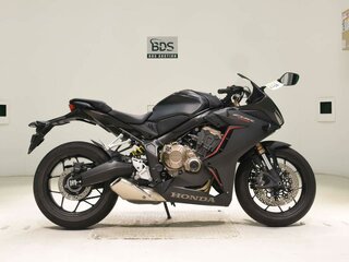 2020 Honda CBR 650R, чёрный, 899000 рублей, вид 2