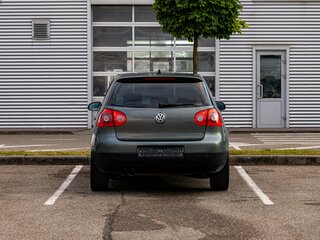 2006 Volkswagen Golf V, серый, 745000 рублей, вид 5