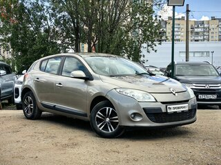 2010 Renault Megane III, коричневый, 299000 рублей, вид 3