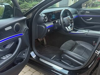 2021 Mercedes-Benz E-Класс 200 V (W213, S213, C238) Рестайлинг, чёрный, 4700000 рублей, вид 5
