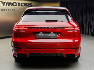 2021 Porsche Cayenne GTS III, красный, 12600000 рублей, вид 4