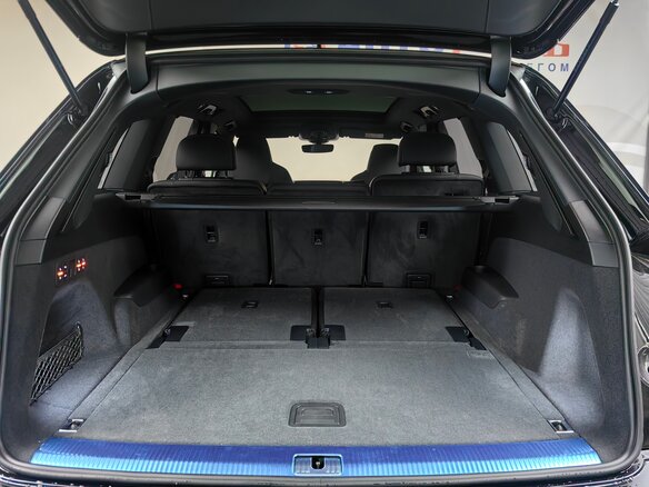 2024 Audi Q7 50 TDI II (4M) Рестайлинг 2, чёрный - вид 9