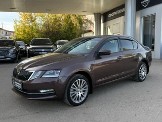 2017 Skoda Octavia III (A7) Рестайлинг, коричневый, 2150000 рублей, вид 3