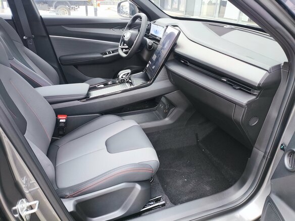 2026 Geely Cityray, серый, 3204990 рублей - вид 9