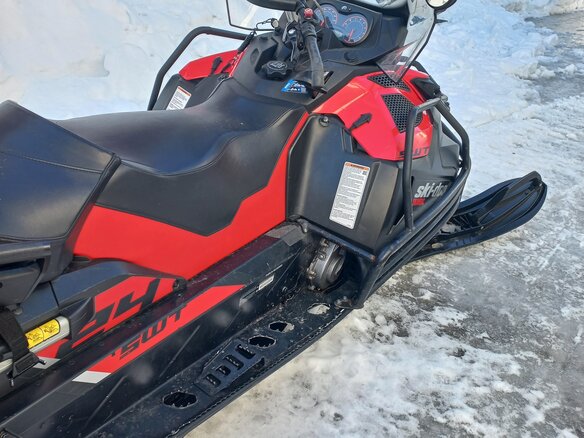 2019 Ski-Doo Skandic, красный, 1999000 рублей - вид 3