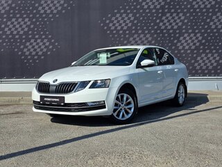 2017 Skoda Octavia III (A7) Рестайлинг, белый, 1550000 рублей, вид 1