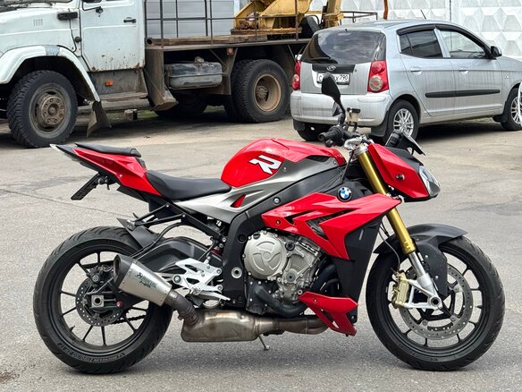 2015 BMW S 1000 R, красный, 999000 рублей
