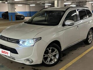 2014 Mitsubishi Outlander III, белый, 1430000 рублей, вид 1