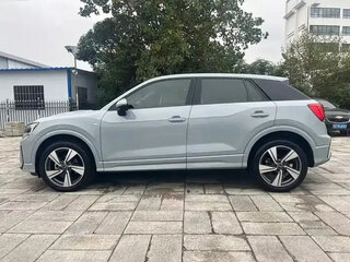 2022 Audi Q2 L 35 TFSI I Рестайлинг, серый, 1590002 рублей, вид 2