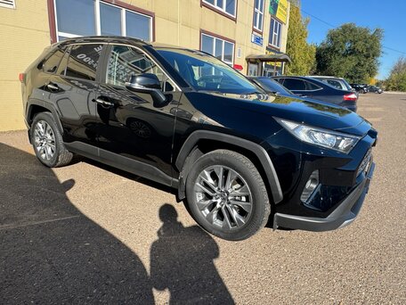 2020 Toyota RAV4 V (XA50), чёрный, 3650000 рублей, вид 4