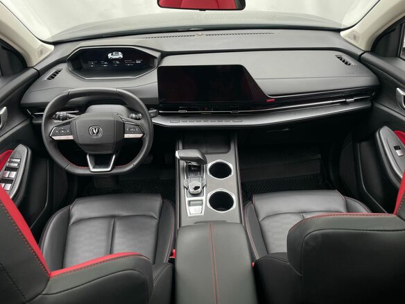 2023 Changan CS55 Plus II, чёрный, 2025000 рублей - вид 13