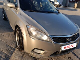 2011 Kia Ceed I Рестайлинг, серебристый, 670000 рублей, вид 2