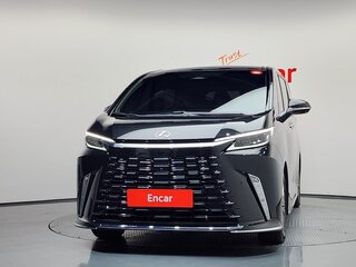 2025 Lexus LM 500h II, чёрный, 18770700 рублей, вид 3